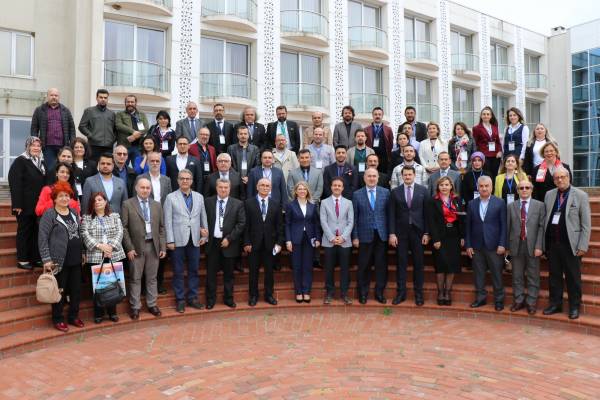  Uluslararası Doğu Avrupa Araştırmaları Kongresi CIEES, Merkezimiz, Doğu Avrupa Araştırmaları Platformu ( PIEES), Türk Tarih Kurumu ve Sinop Üniversitesi iş birliği ile 4-6 Mayıs 2023 tarihleri arasında Sinop'ta başarı şekilde tamamlandı. 